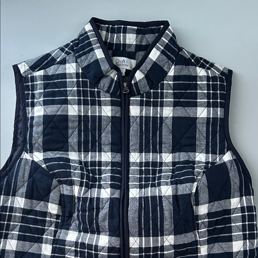 Croft & Barrow Med Navy and White Checkered Vest